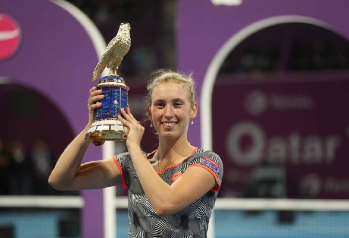 Elise Mertens remonta ante Halep y triunfa en Doha