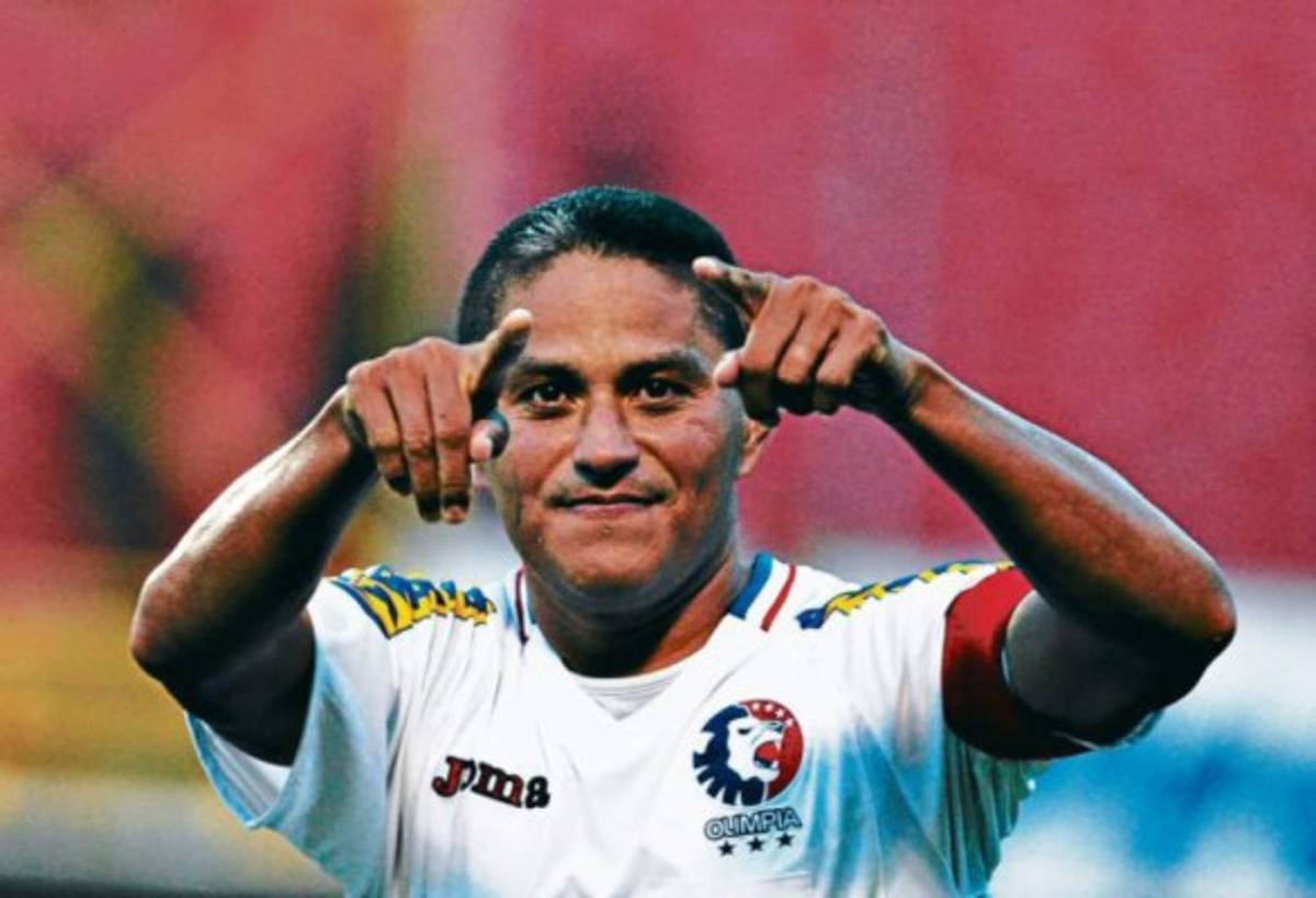 Jerry Bengtson iguala a Rubilio Castillo en la tabla histórica de goleadores en Liga Nacional de Honduras