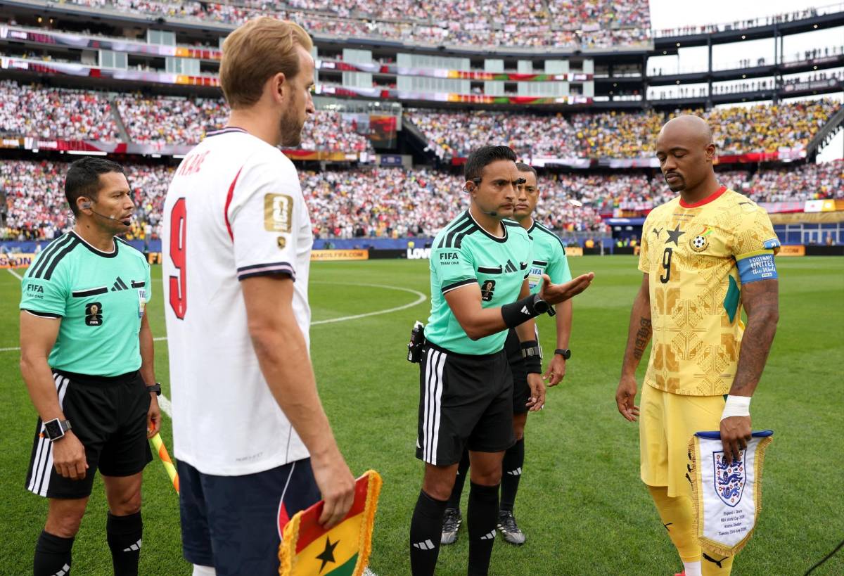 Dos polémicas: Así fue la actuación de Saíd Martínez en el Inglaterra vs Ghana
