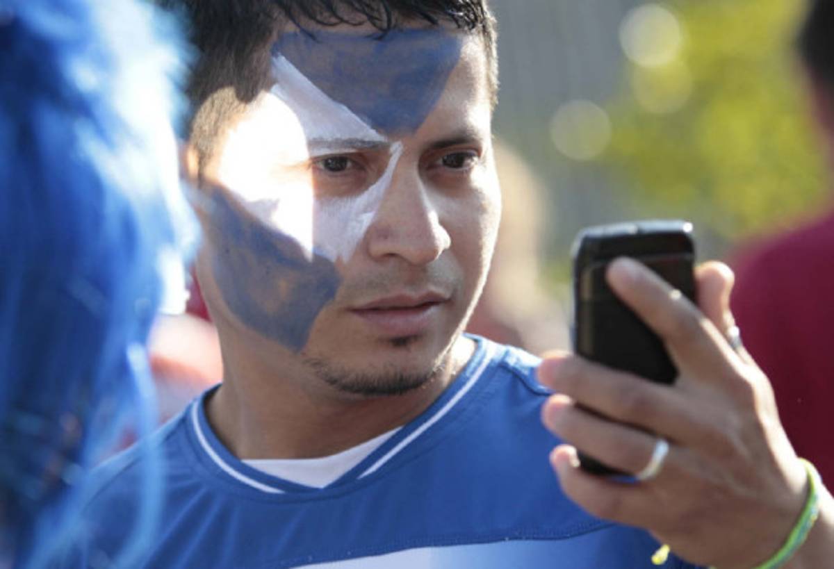 Ambiente en el partido Honduras vr Costa Rica.