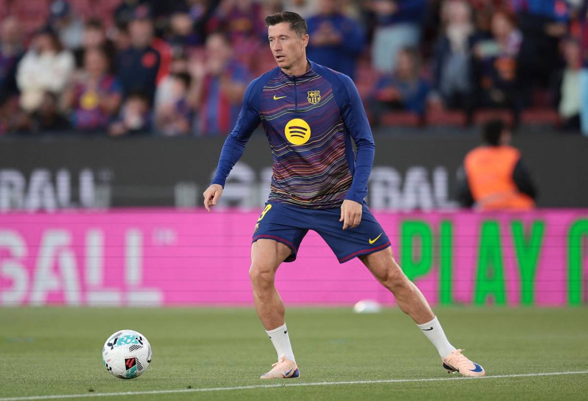 Lewandowski dice adiós al Camp Nou y llora con su mujer: su emotiva despedida