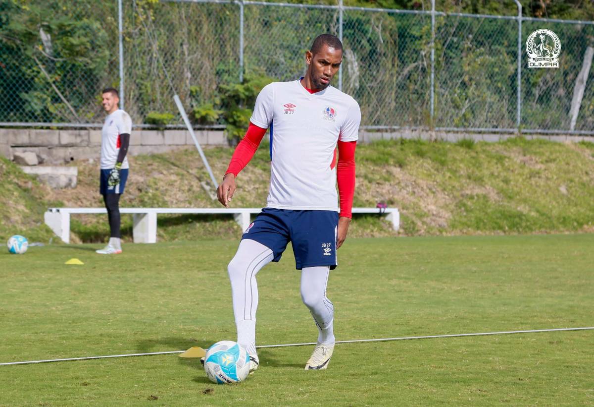 Eduardo Espinel podría eliminar a Motagua de la triangular y así es el 11 que prepara para el clásico capitalino