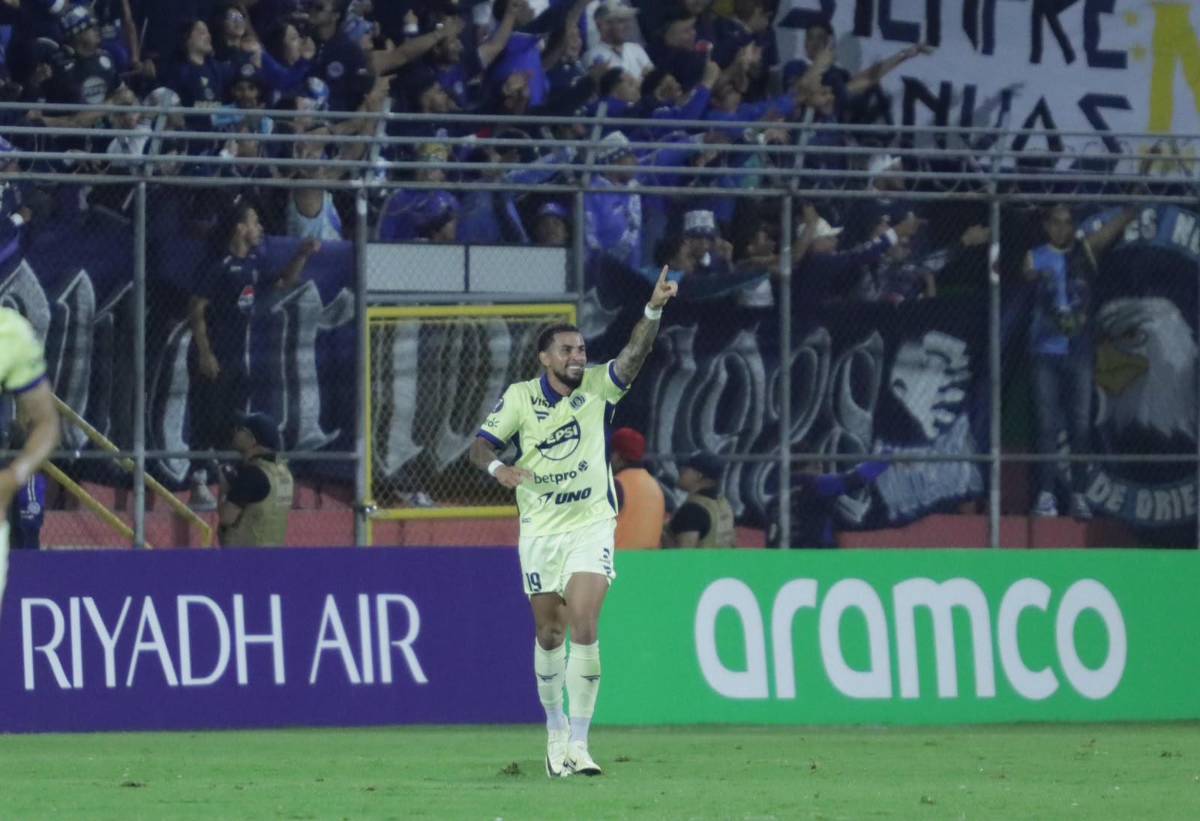 Javier López se volvió loco: Motagua recibió mala noticia en pleno festejo en Guatemala