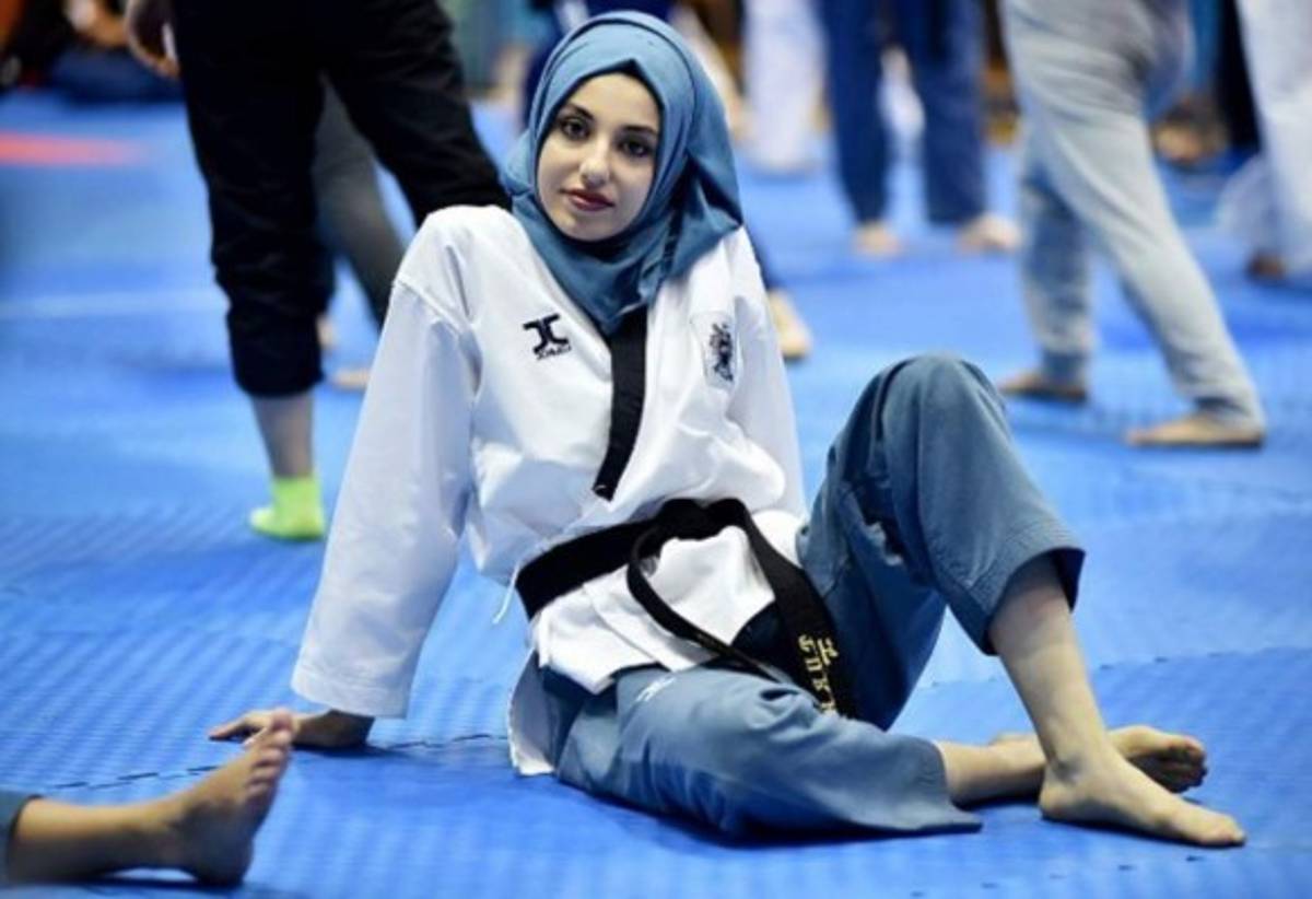 Fotos: La atleta turca que cautiva en Río pese a su no participación directa en los Juegos