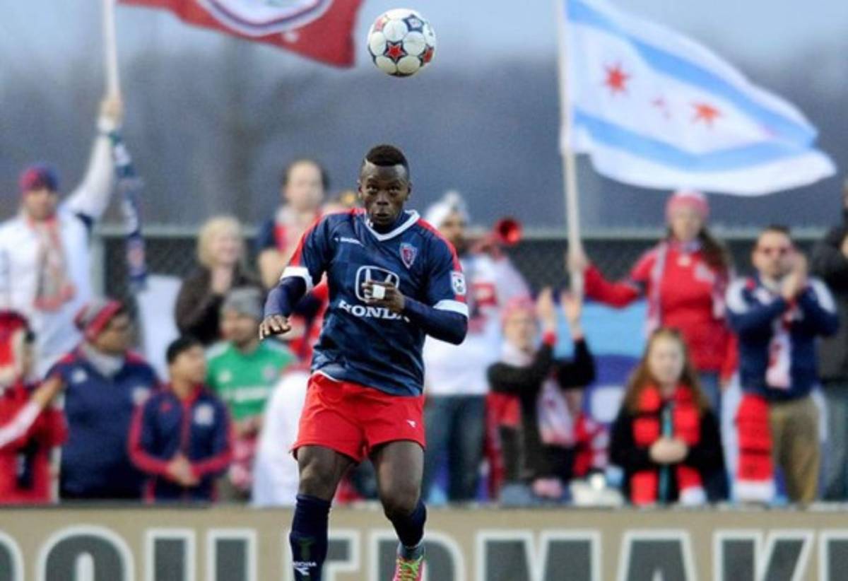 Legionarios hondureños que cambian de equipo y los que están en el aire