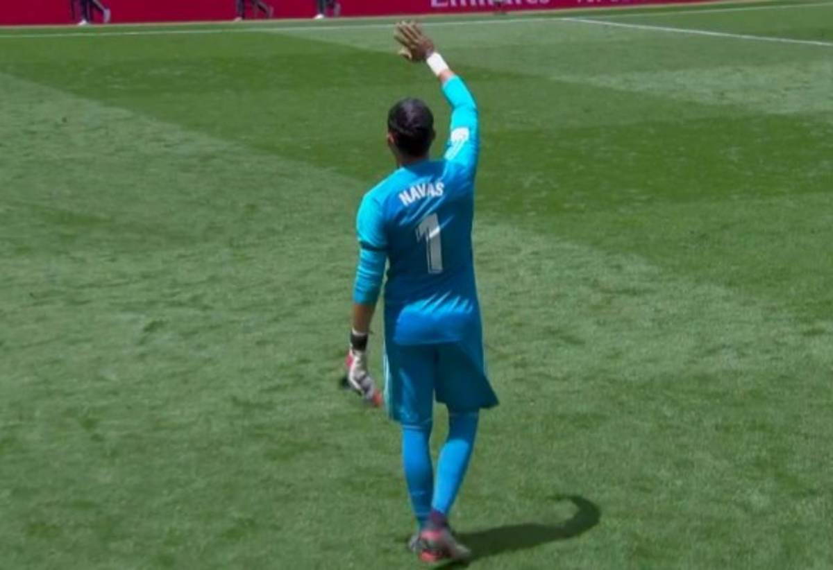 En solitario: Así se despidió Keylor Navas del Real Madrid en el Bernabéu