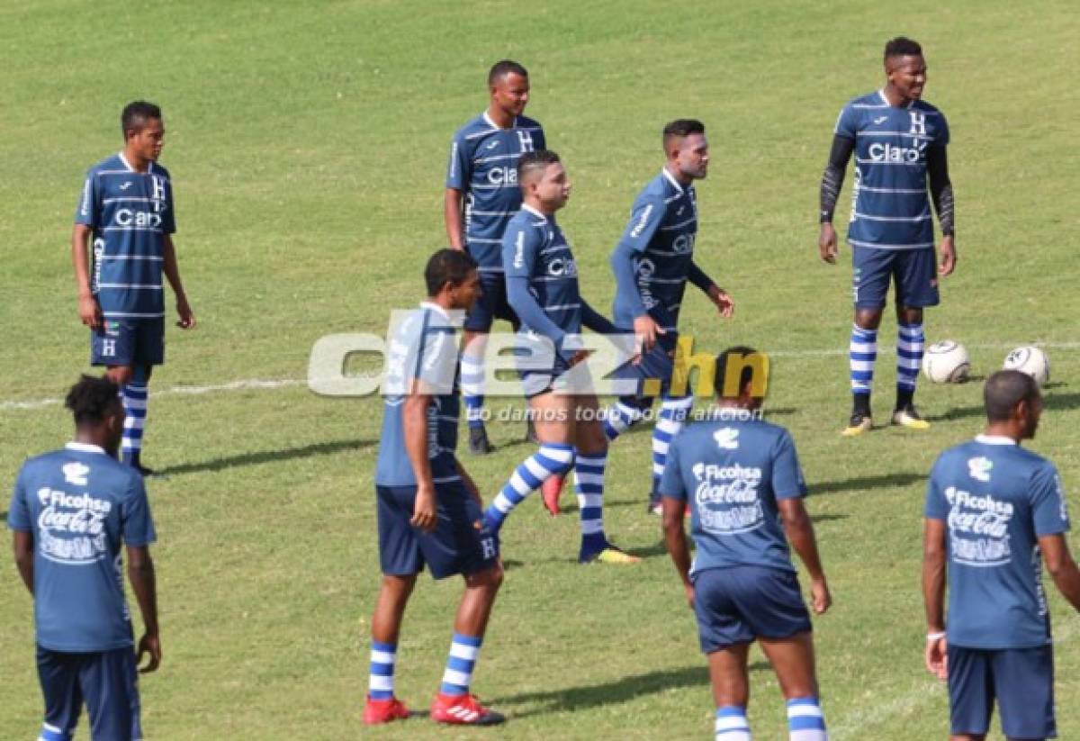 Caras pintadas y rostros optimistas en la Selección de Honduras