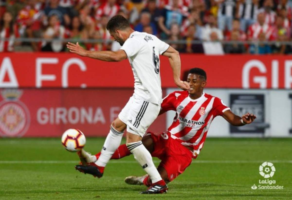 EN FOTOS: El 'cariñito' que le dejó 'Choco' Lozano a Nacho ante Real Madrid