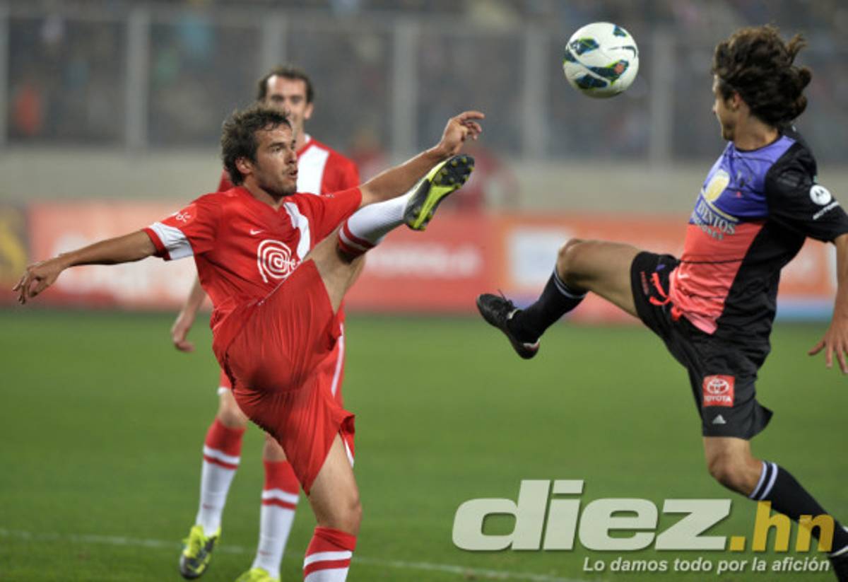 Messi y Neymar en amistoso benéfico en Perú