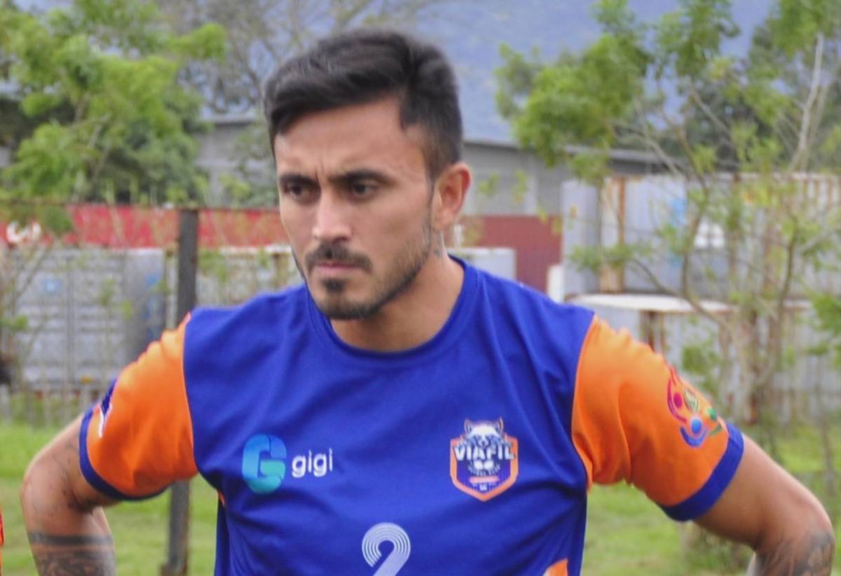 ¿Cómo lucen? Equipo burocrático ficha exseleccionados nacionales retirados y arman 11 titular de lujo