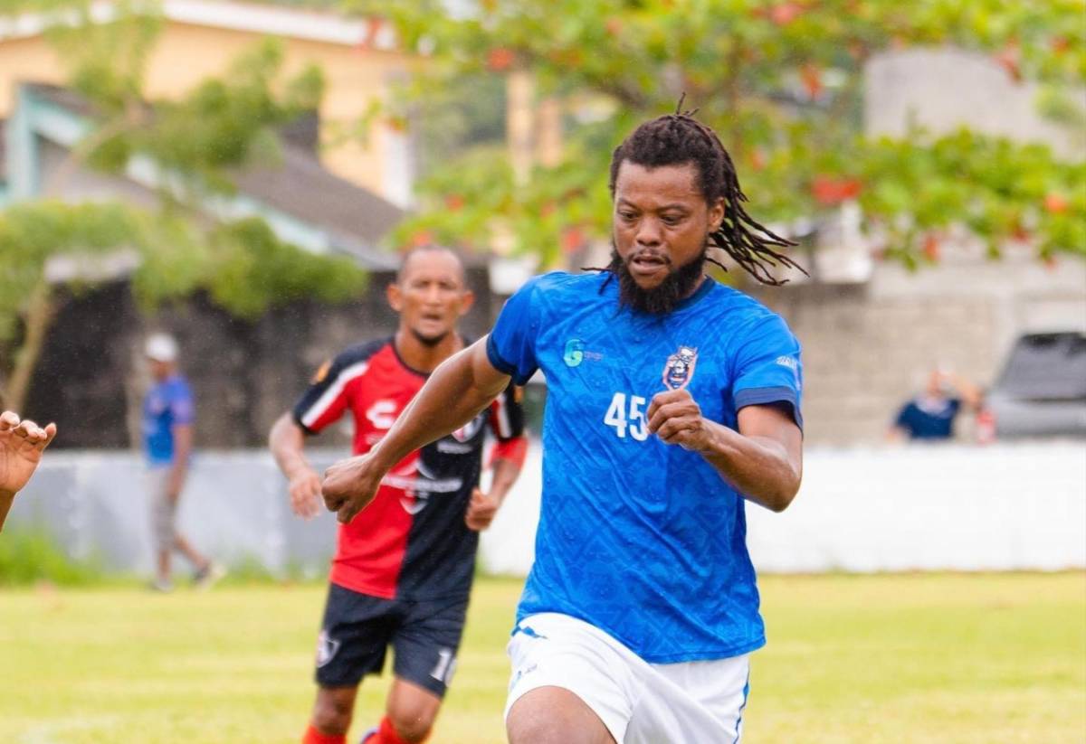 ¿Cómo lucen? Equipo burocrático ficha exseleccionados nacionales retirados y arman 11 titular de lujo