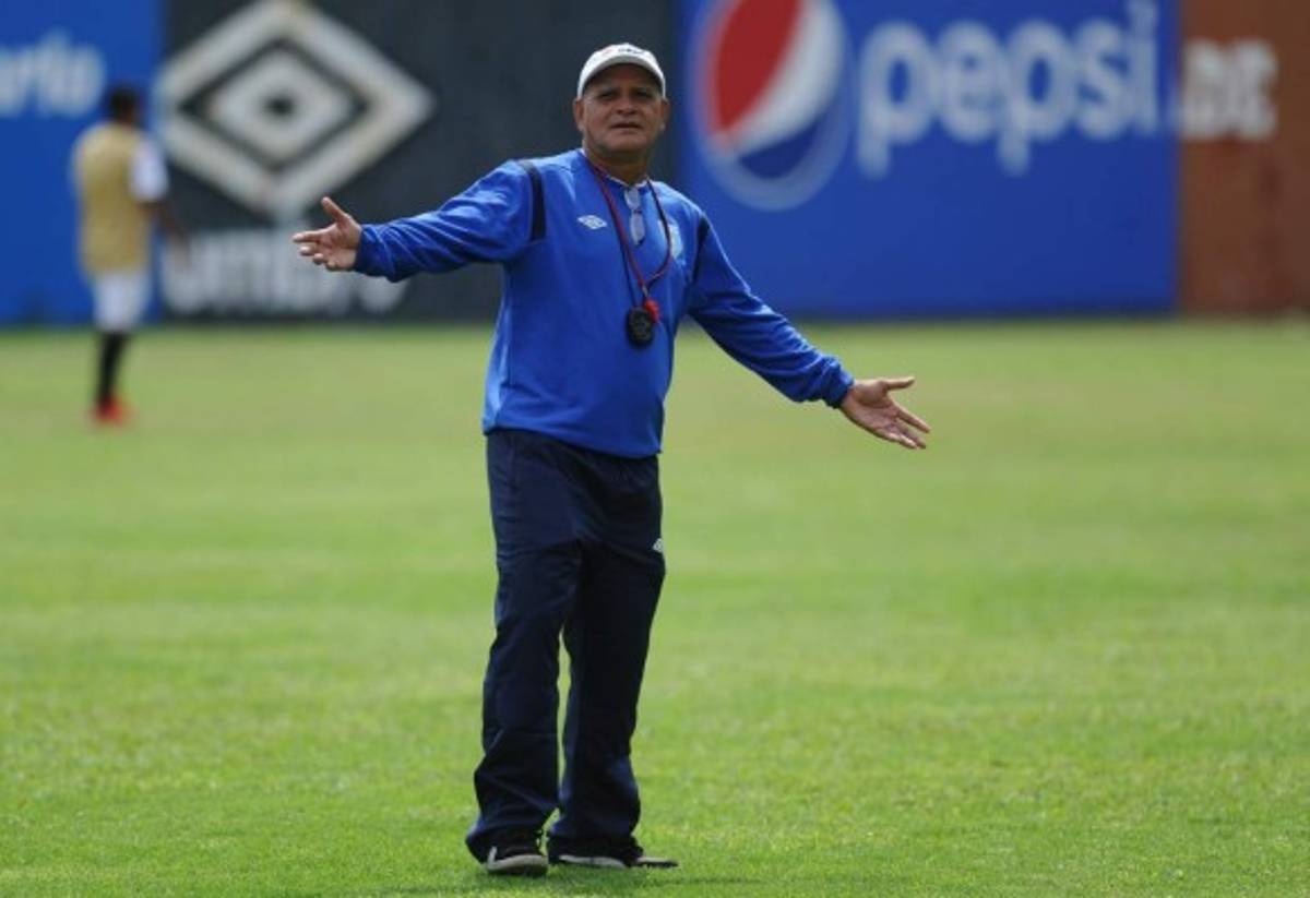 Los salarios de los técnicos de Concacaf, Fabián Coito de los más bajos