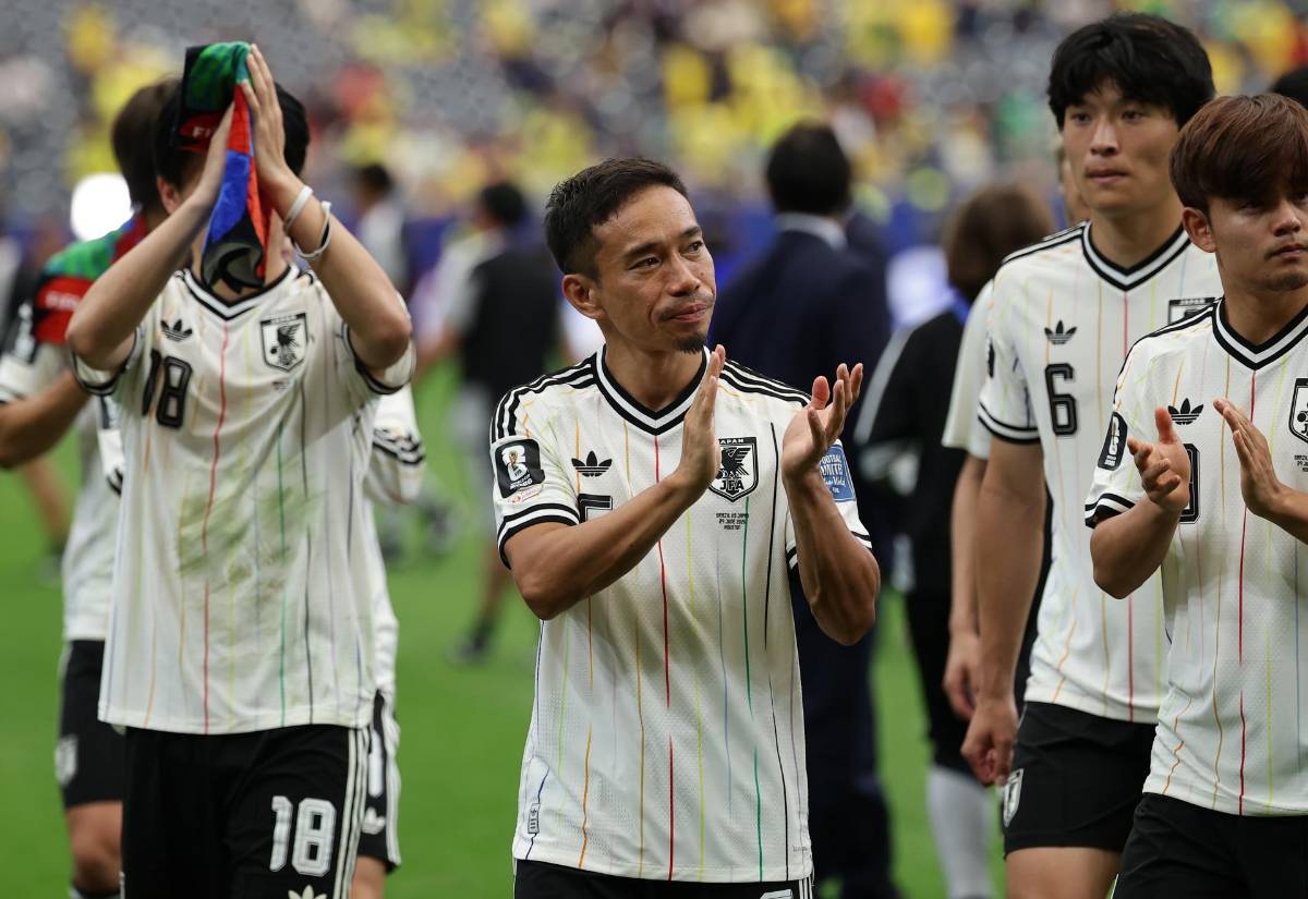La triste reacción de Shin por Japón y limpia el estadio; Moriyasu pide perdón