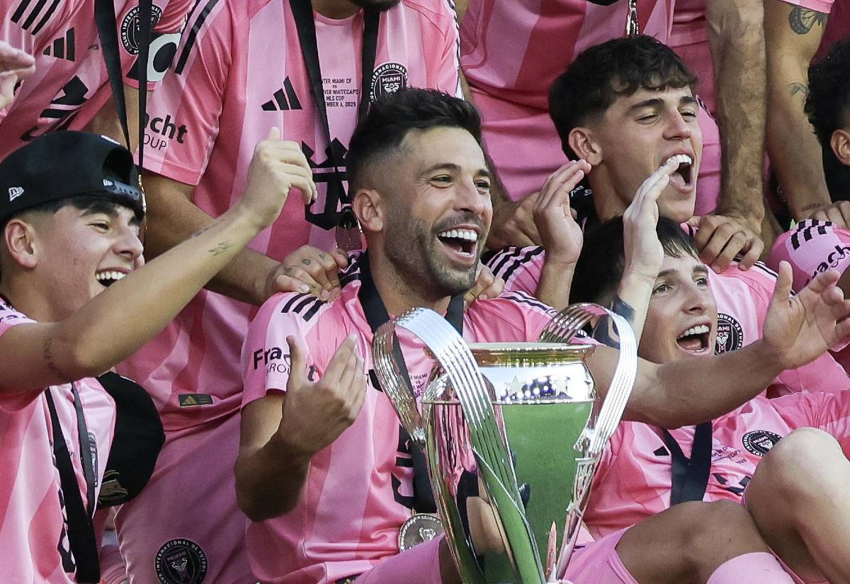 Messi impacta a toda España tras las palabras emotivas que le dedicó a Busquets y Jordi Alba: Soñé con este día...