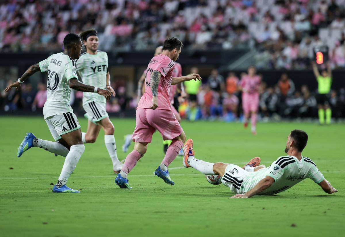Joseph Rosales dejó en el suelo a Messi, Leo anotó gol histórico y el enfado de Mascherano en el Inter Miami - Austin FC