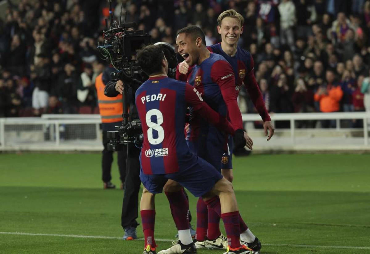 Vitor Roque se destapa y apaga un poco la crisis tras triunfo del Barcelona sobre Osasuna en la Liga Española