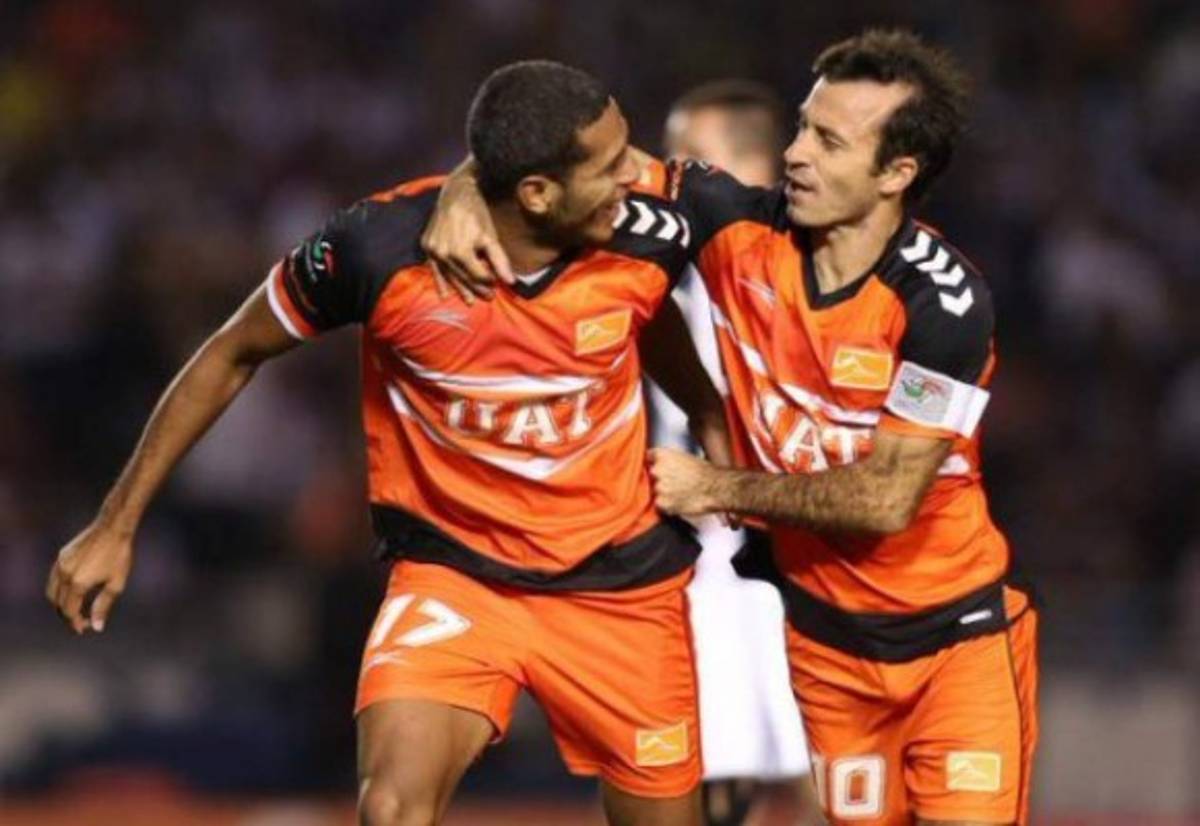 Eddie: 'Estoy agradecido por Dios por ese lindo gol'