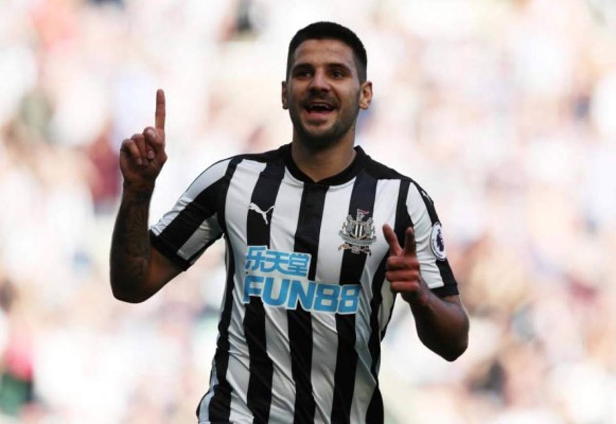 EL MERCADO: Modric se ve fuera del Madrid; Luis Enrique es noticia y Neymar se acerca a España