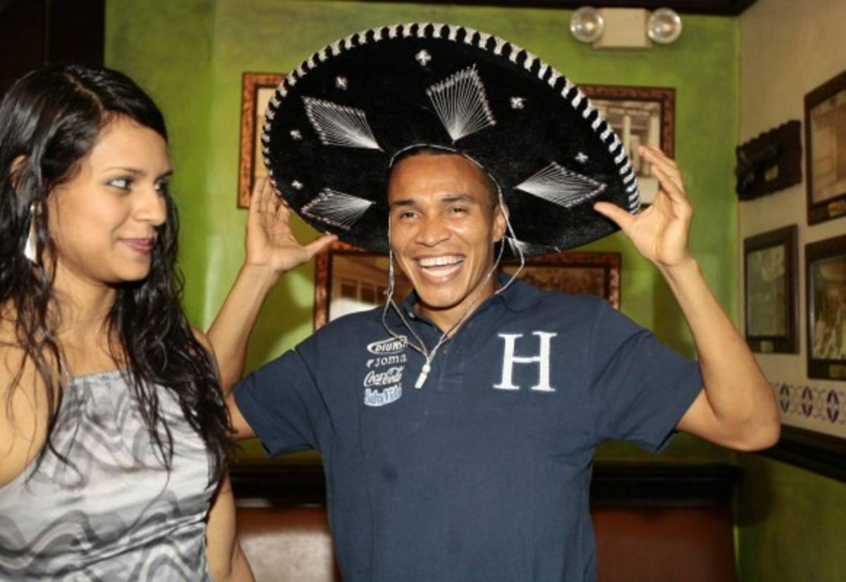 FOTOS: Las locuras de Rambo de León y una vida llena de fútbol