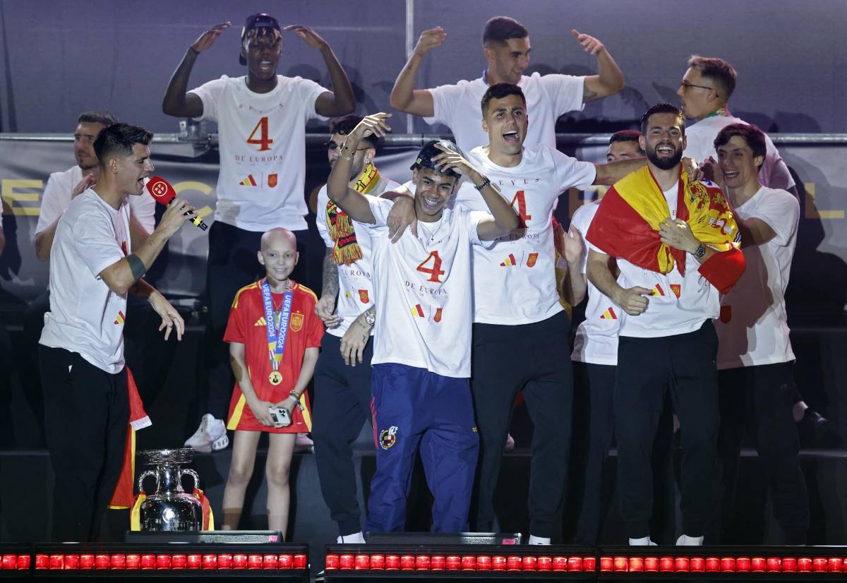 Tremendo baile de Nico Williams, el bonito gesto de Morata y sorpresa que se llevó el técnico de España tras ganar la Euro