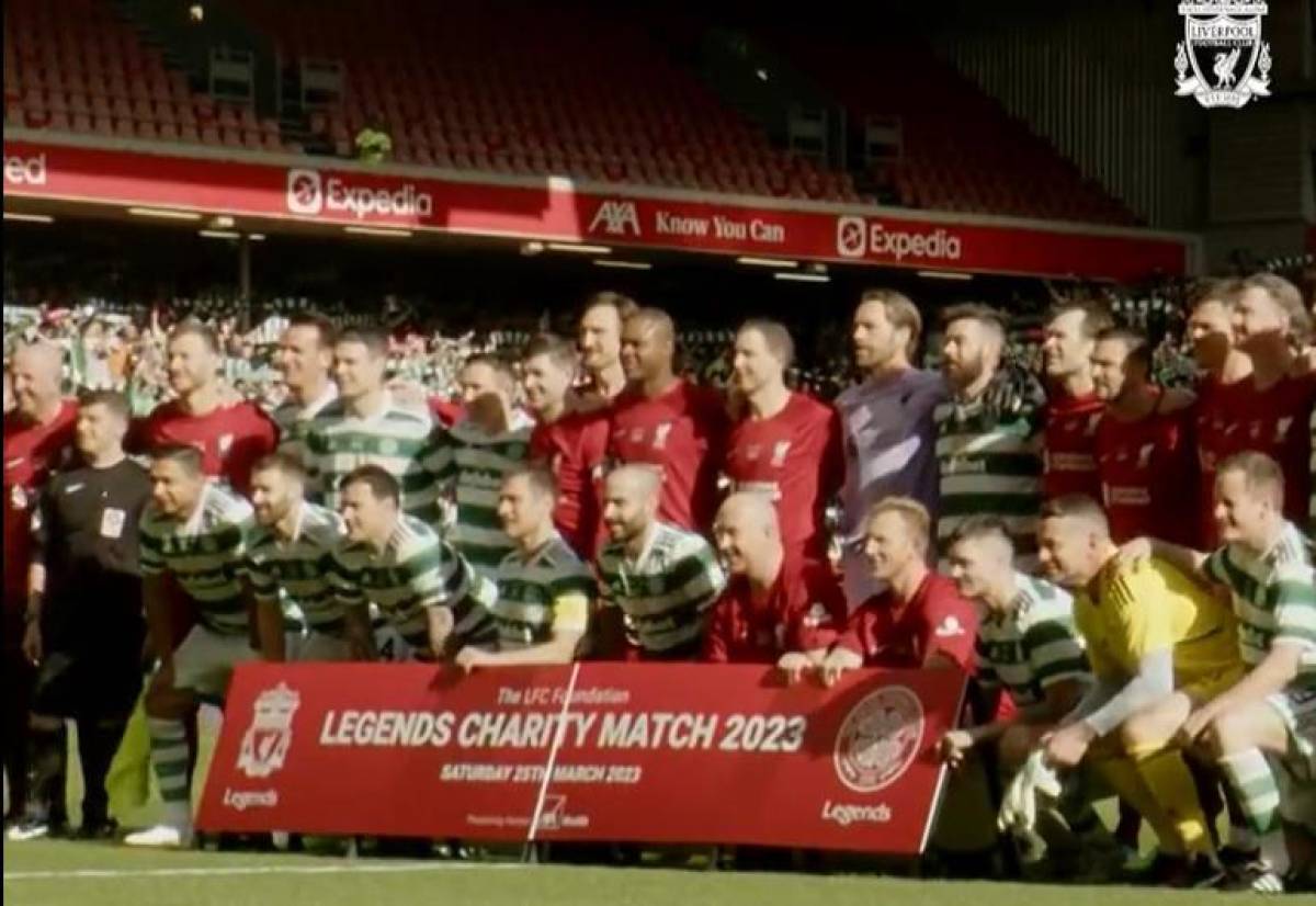 ¡Gigante Emilio Izaguirre! Así fue el partido de las leyendas del Celtic y del Liverpool en Anfield; fotos, homenaje y visita especial