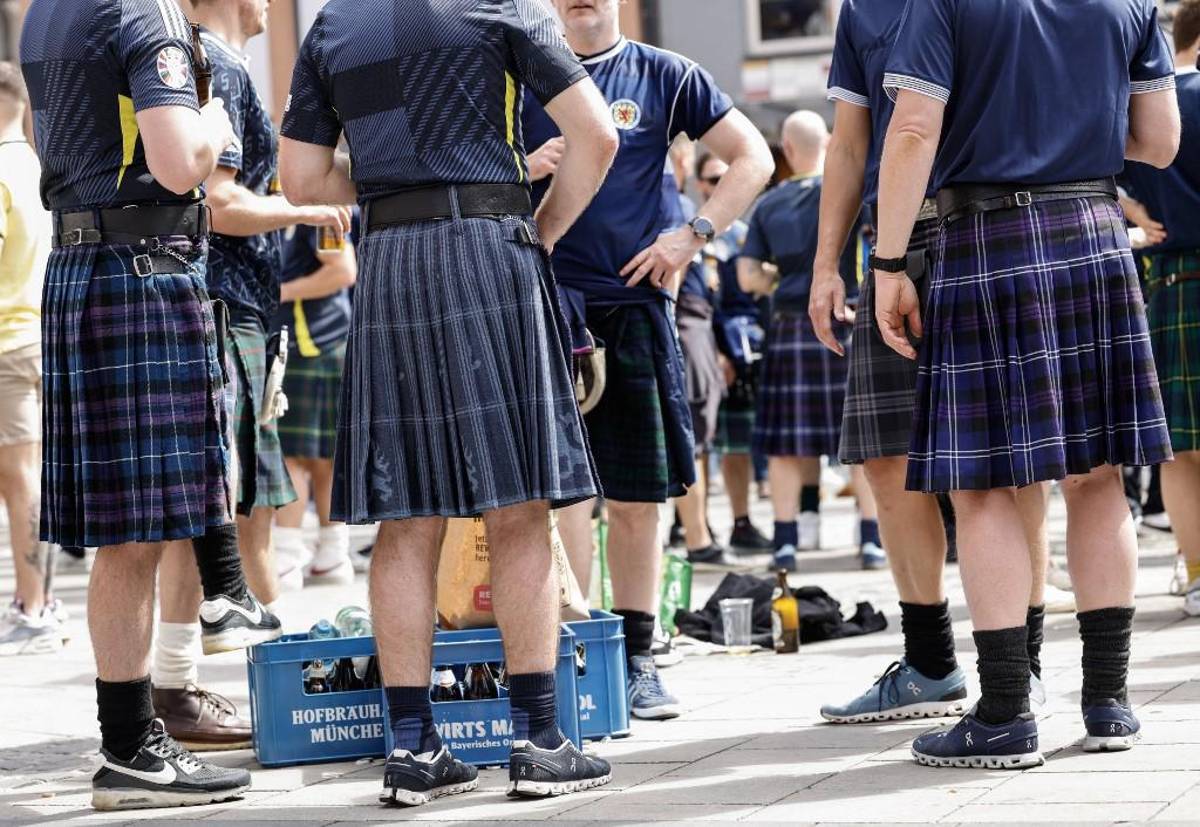 Gaitas, en faldas y con cervezas: afición de Escocia se toma Múnich previo al partido ante Alemania en la Eurocopa 2024