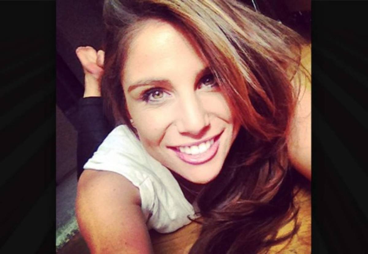 ¡Todo un goleador! Las mejores fotos de las novias de Chicharito Hernández