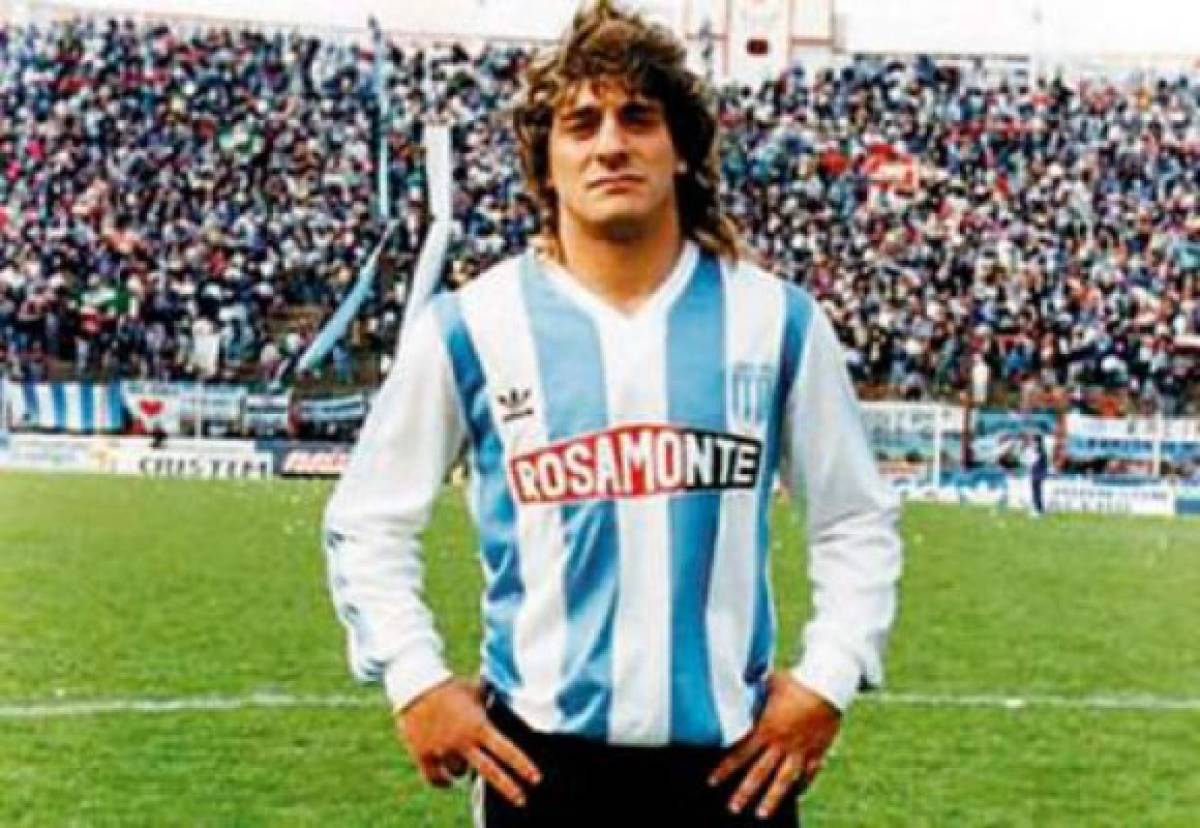 'Mágico' González de los 22 futbolistas más fascinantes según libro argentino