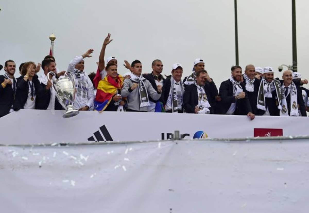 Real Madrid celebra la Undécima en Cibeles con todos sus aficionados