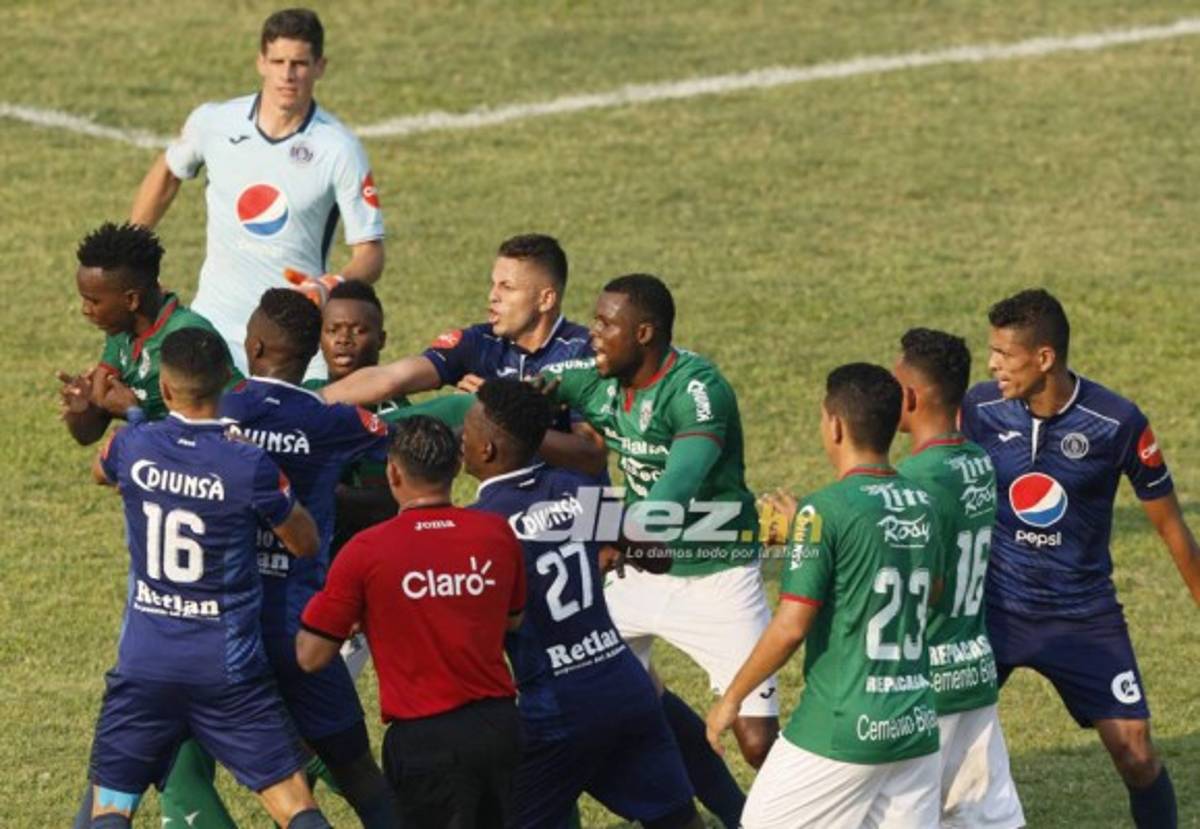 CURIOSAS: La bronca, los reclamos de Diego Vázquez y el esfuerzo de la afición