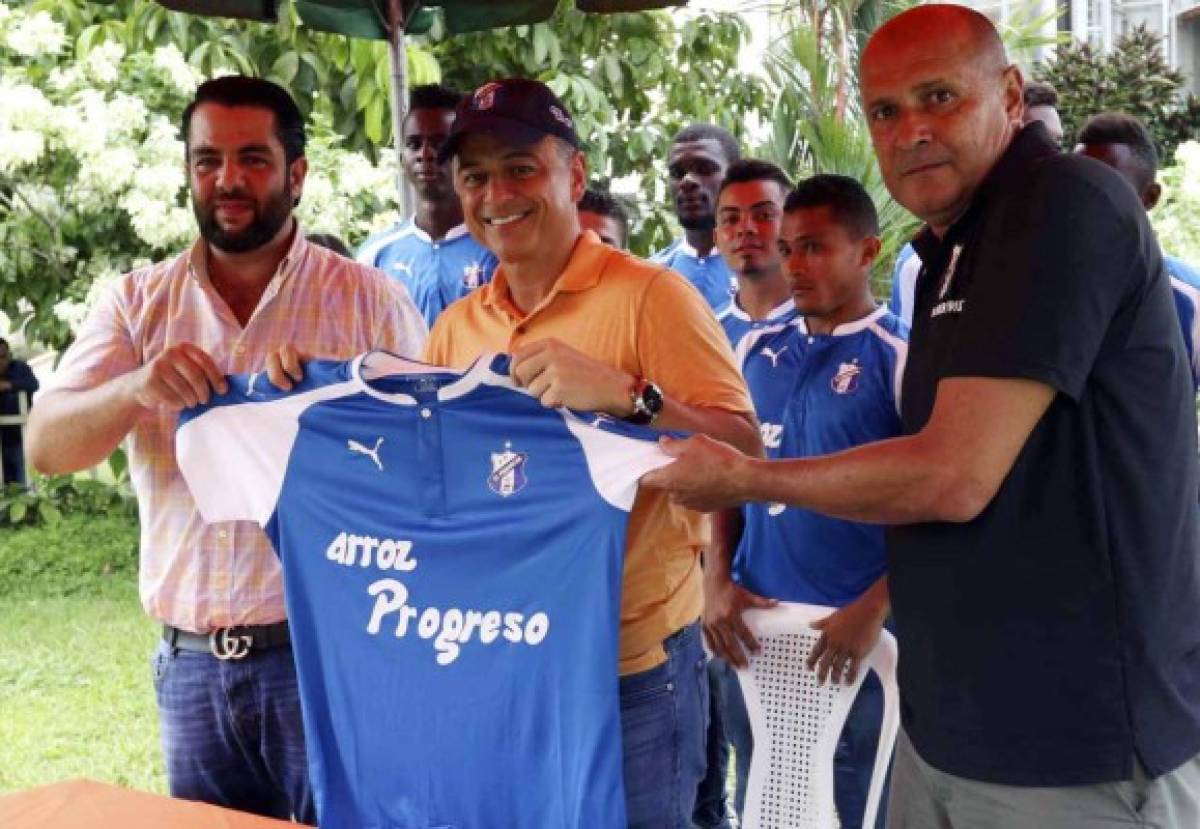 RUMORES/FICHAJES: Llegan extranjeros a club hondureño y hay un nuevo legionario