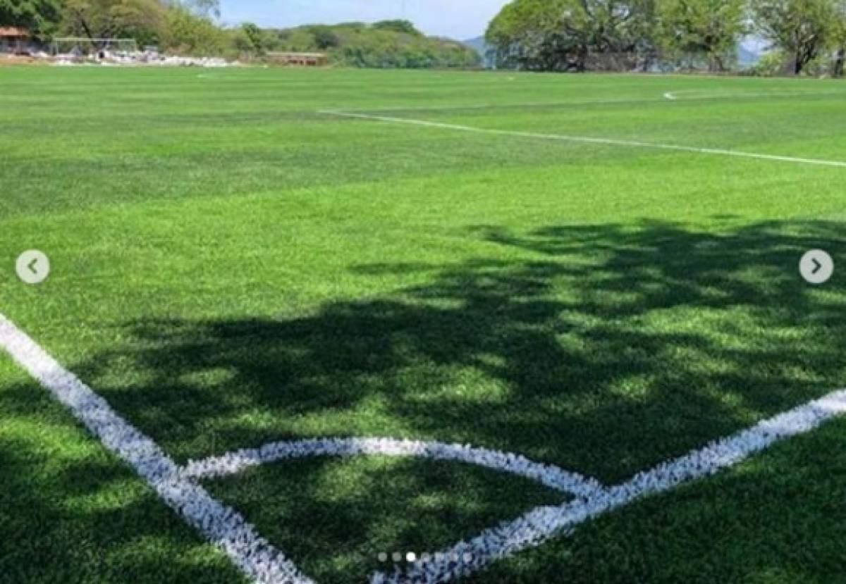 FOTOS: Espectacular cancha frente a la playa fue inaugurada en Amapala