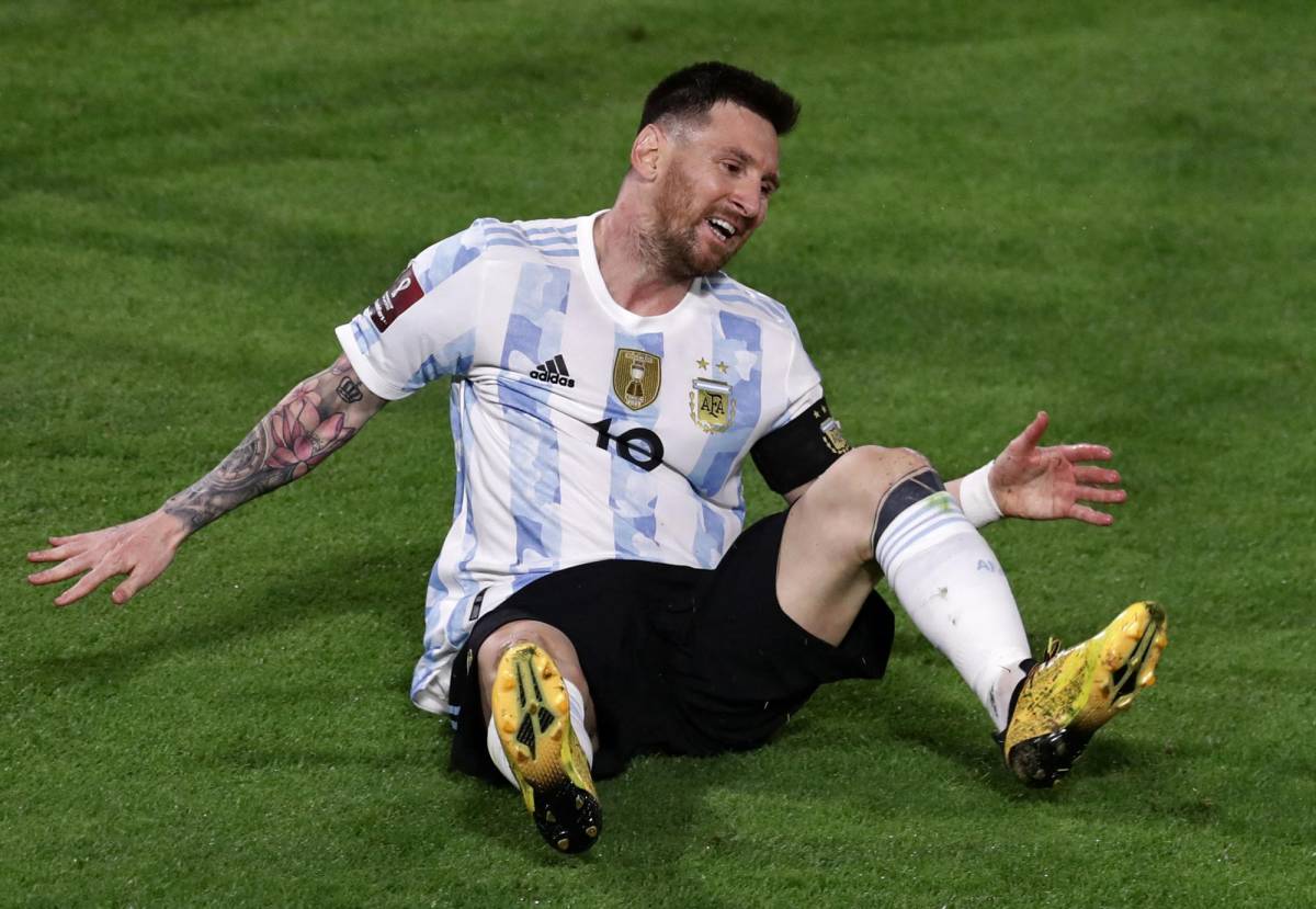 El eterno regalo de Riquelme a Messi, impactado con la “12” y el nuevo récord que rompió en el Argentina-Venezuela