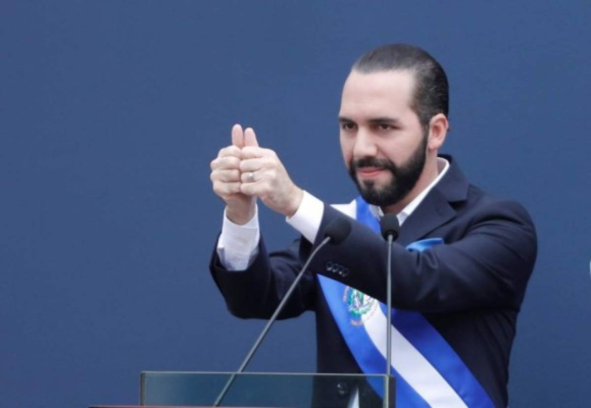 Nayib Bukele, presidente de El Salvador, promete construir el mejor estadio de toda Centroamérica