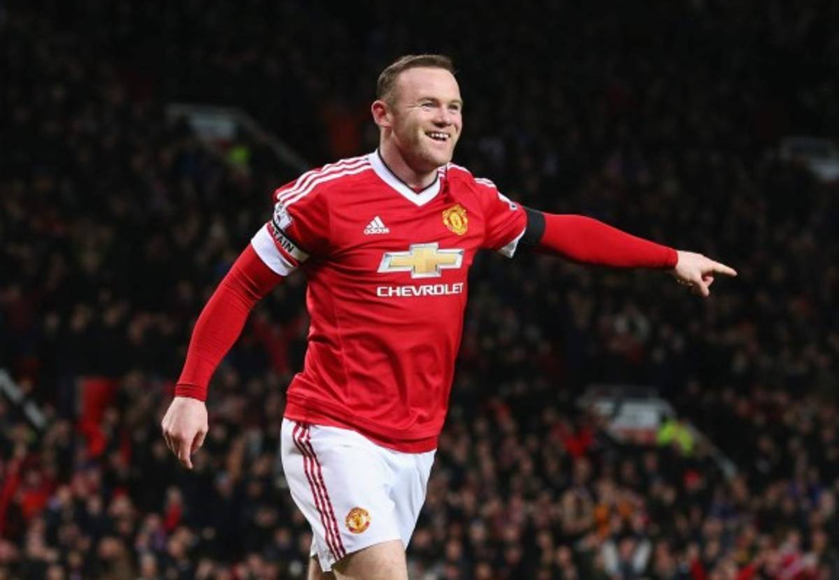 ¡BOMBAZOS! Jonathan Rubio cambia club en Europa y Rooney sería el mejor pagado