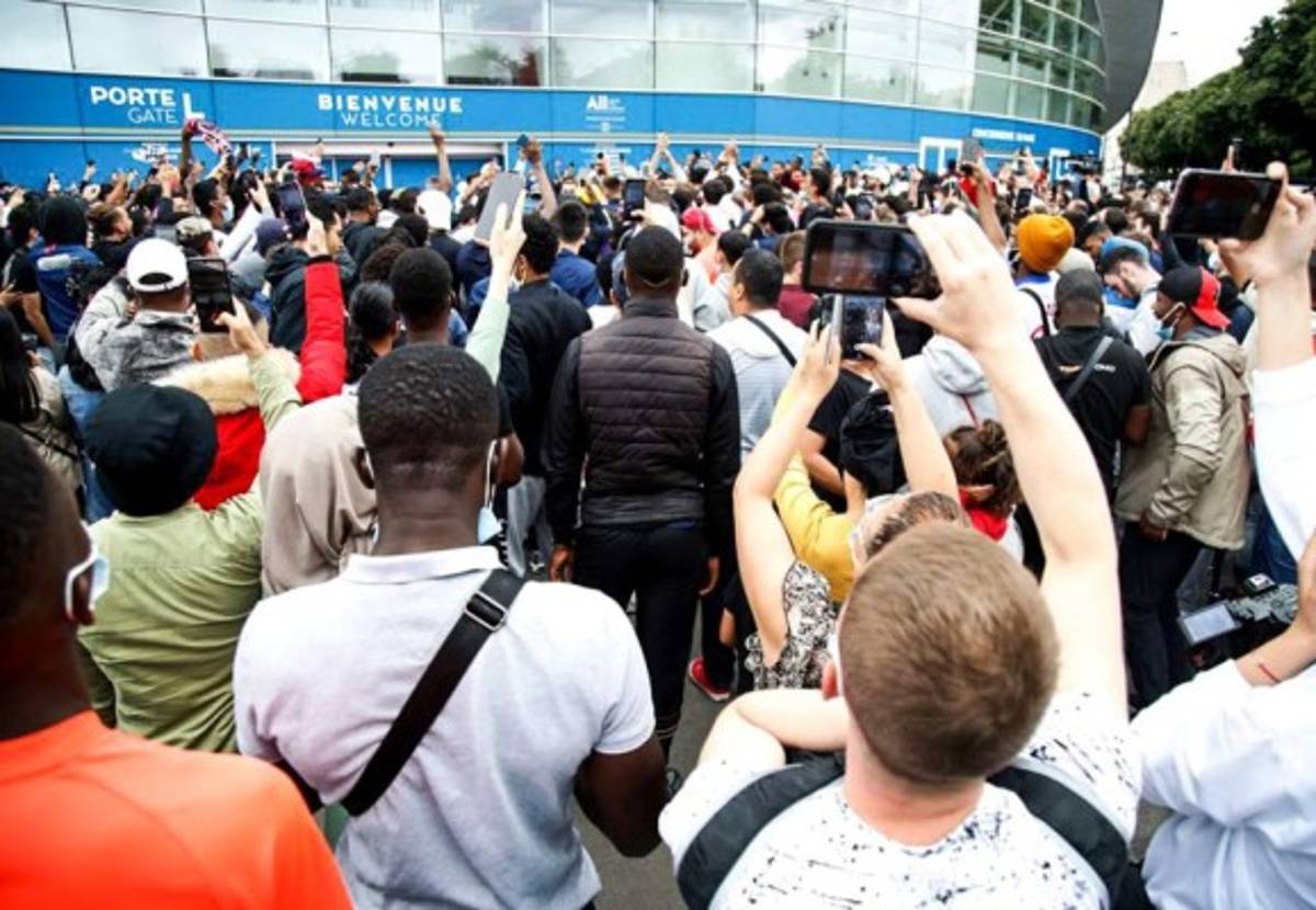 ¿Hoy llega Messi? Lo que está provocando el argentino en París por su eventual fichaje con el PSG