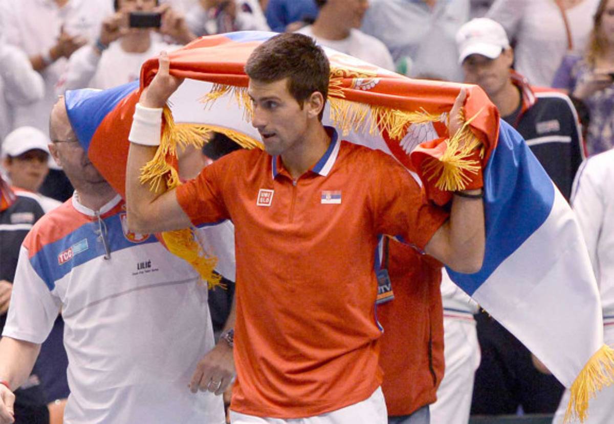 Novak Djokovic elimina a EEUU y clasificó a Serbia a semifinales en la Copa Davis .