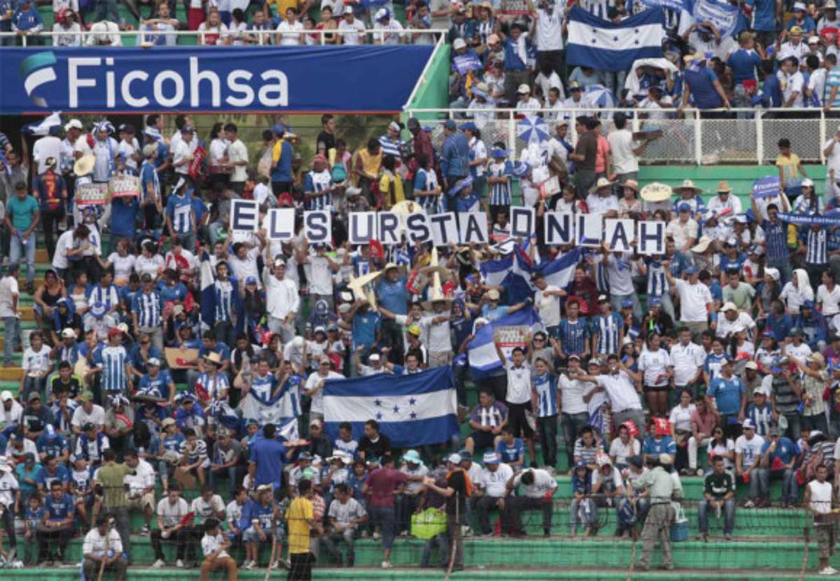 Ambientazo previo al juego entre Honduras vrs Costa Rica