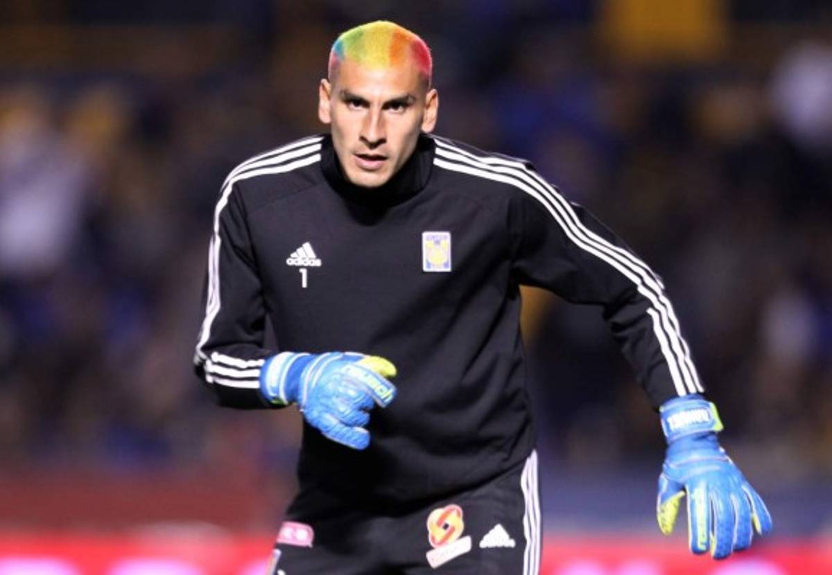 Liga MX: Nahuel Guzmán sorprende con su nuevo look en apoyo al movimiento LGBT