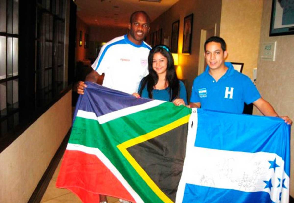 Fotos de aficionados con David Suazo.