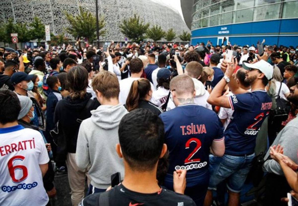 ¿Hoy llega Messi? Lo que está provocando el argentino en París por su eventual fichaje con el PSG