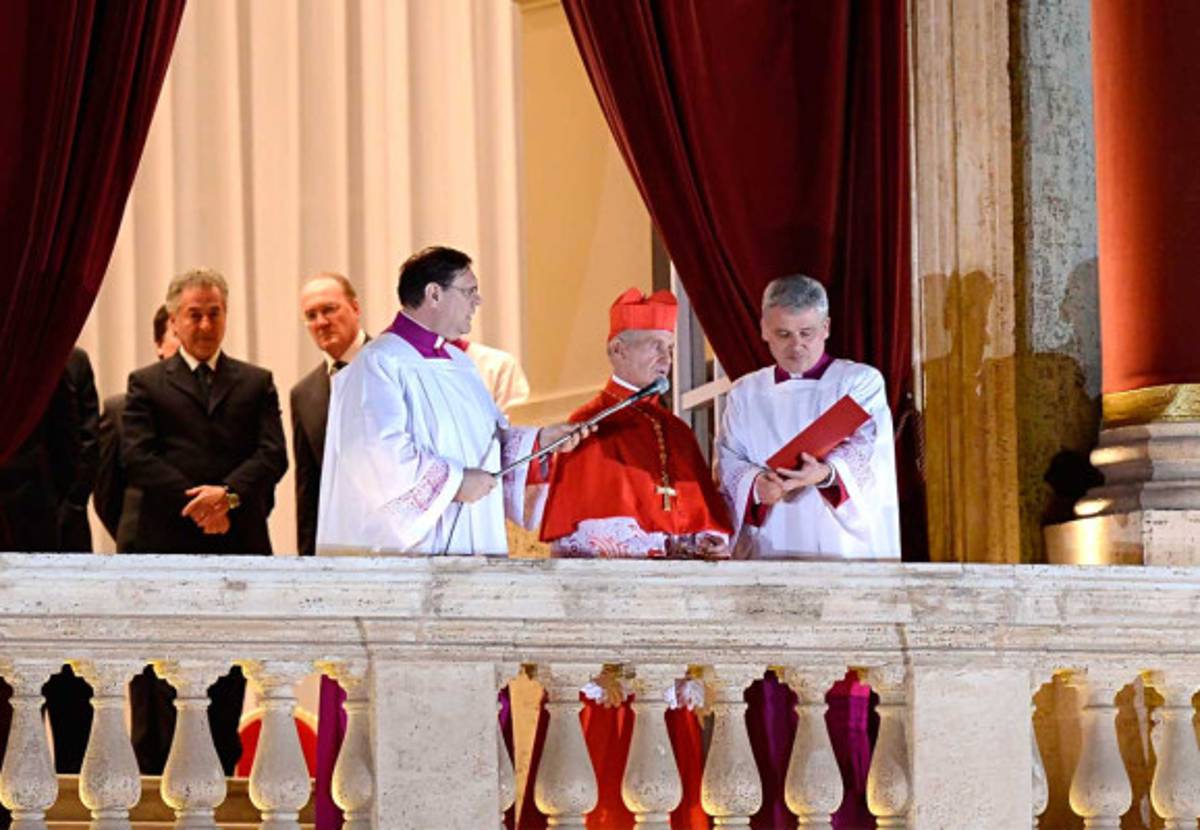 El nuevo Papa es Francisco I y es argentino