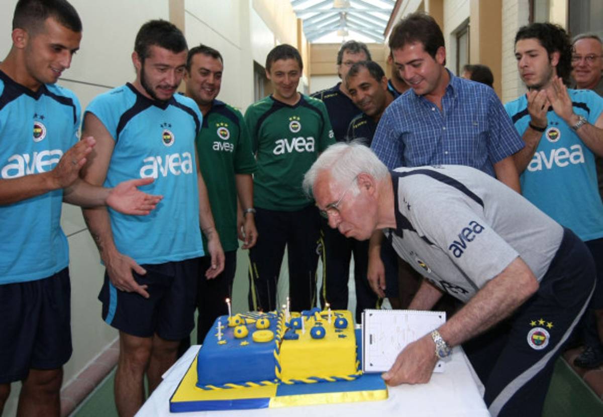 Fallece el exfutbolista y exentrenador español Luis Aragonés, el ‘Sabio de Hortaleza.