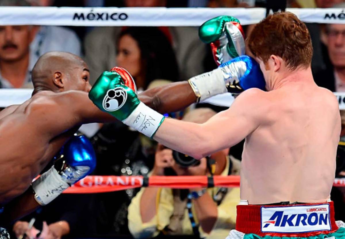 Floyd Mayweather gana con contudencia a Saul 'Canelo' Álvarez