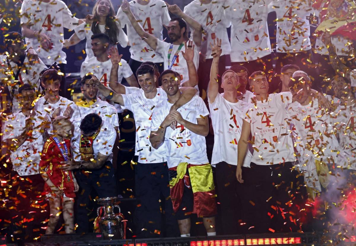 Tremendo baile de Nico Williams, el bonito gesto de Morata y sorpresa que se llevó el técnico de España tras ganar la Euro