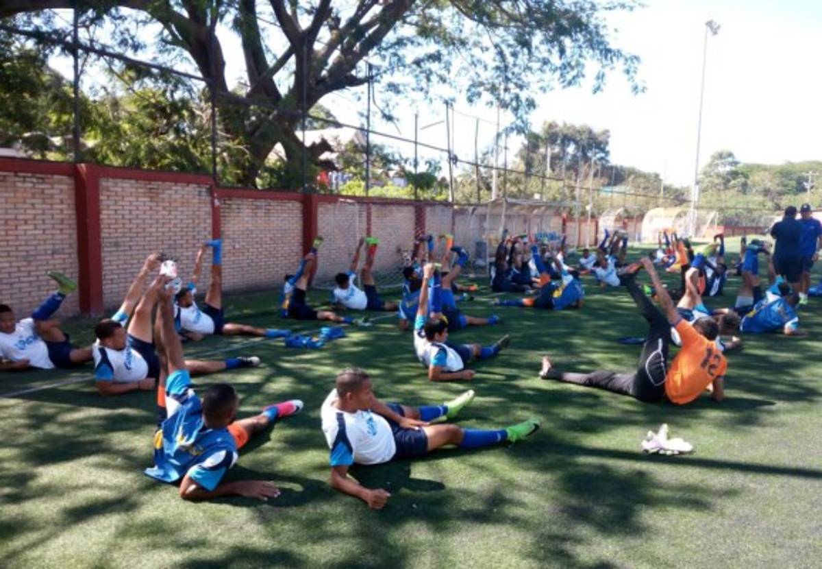 FICHAJES: Marathón con nuevo legionario, Olimpia se refuerza y Juticalpa fichó volante