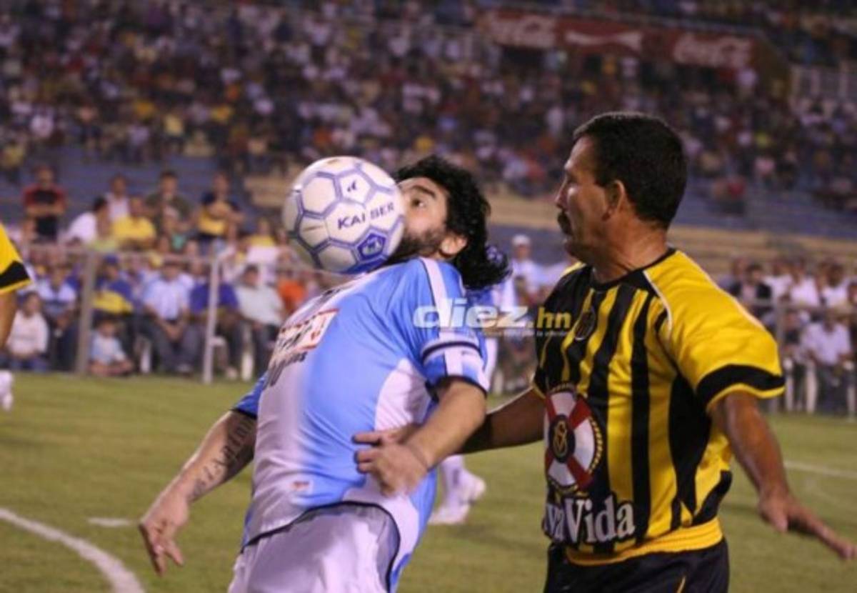 La visita inolvidable de Diego Maradona en Honduras 14 años antes de su muerte