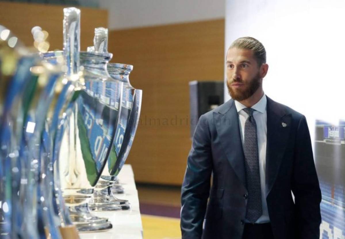 Tristeza y emoción: Con lágrimas incluidas, así fue el homenaje del Real Madrid a Sergio Ramos