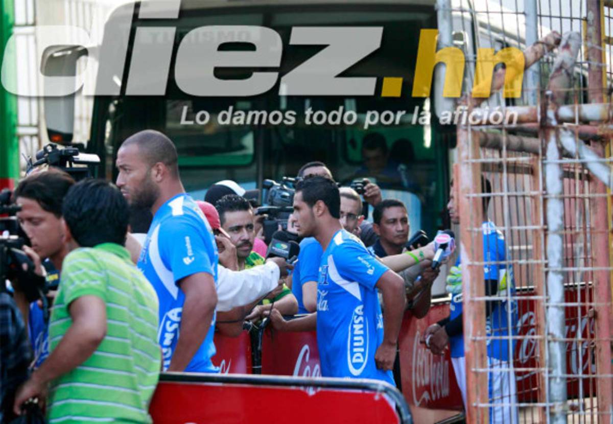 Selección nacinal tuvo su primer entrenamiento para enfrentar a los Estados Unidos .