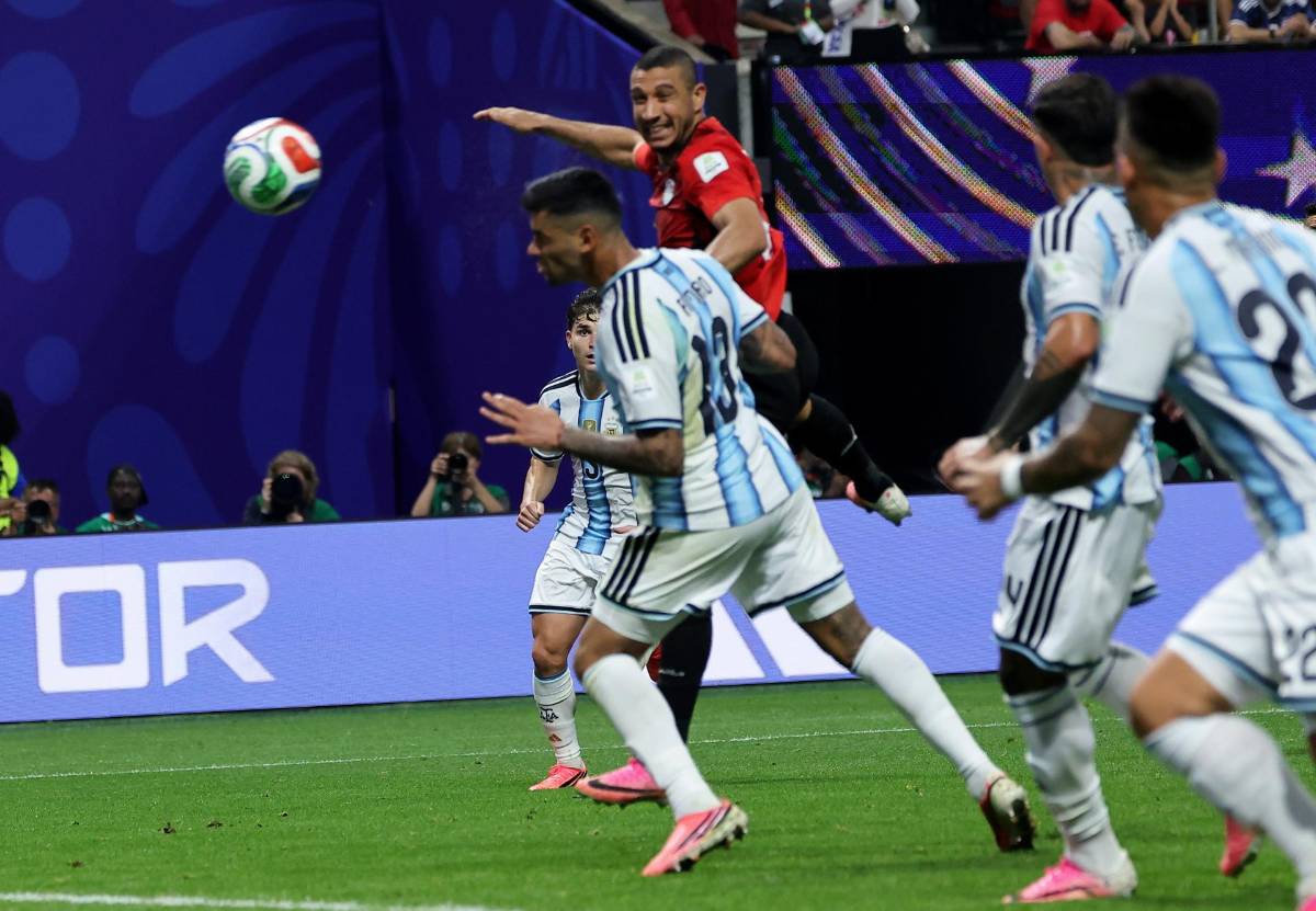 Las lágrimas de Messi, el penal que el VAR no le pitó a Egipto y celebración histórica
